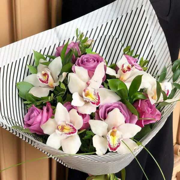 Розы в кристаллах 