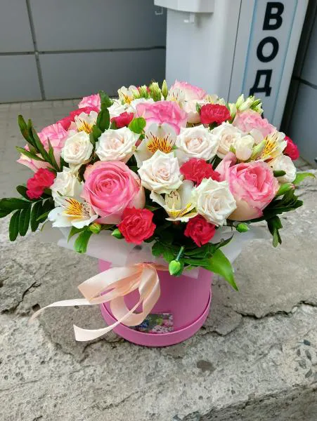 Шляпная коробка "Восторг"