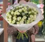 Букет из 15 белых кустовых роз