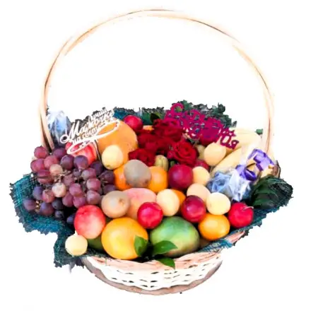 Фруктовая корзина с цветами 